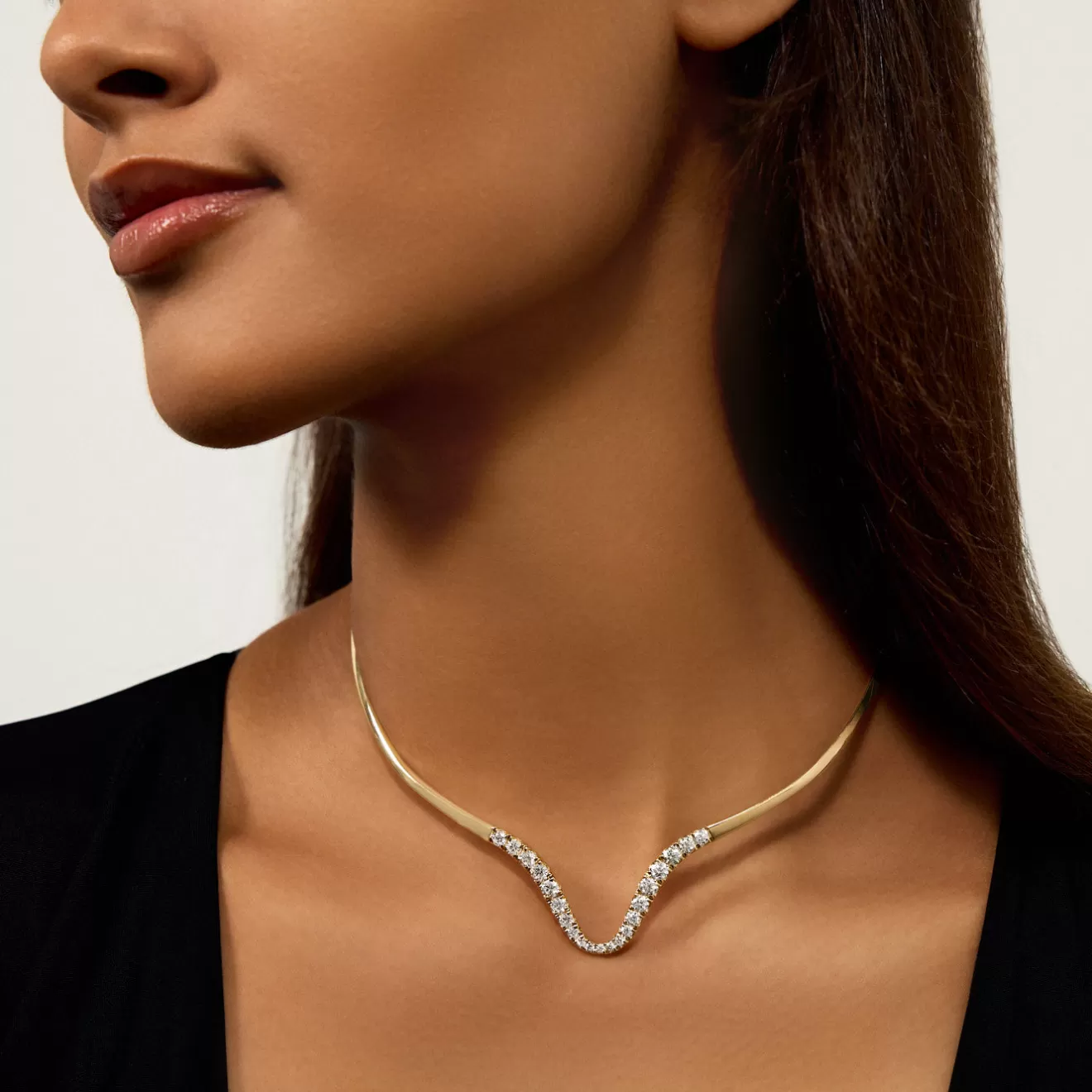 Necklaces>Melissa Kaye CLARA CURVED COLLAR (Partial Diamond)